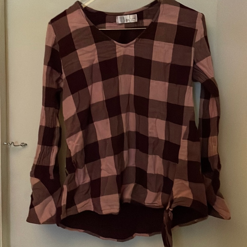 Time and Tru long sleeve top